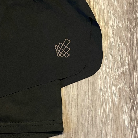 JED NORTH - Black Athletic Double-Layered Running Shorts - Size Medium - Picture 7 of 12